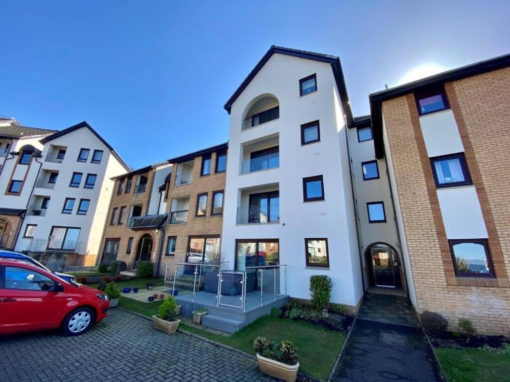 Largs Sea Front, Modern Apartment Exterior photo